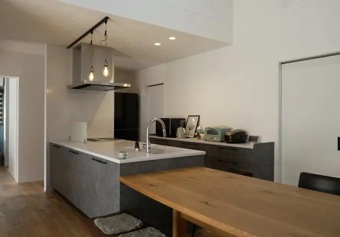 悠悠ホーム 【平屋/勾配天井/納戸/外断熱】新しい“仲良し”が生まれた完全自由設計の平屋の建築実例画像3