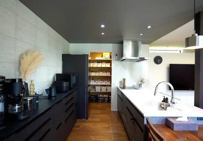 悠悠ホーム 【吹抜け/外断熱/2階建て】落ち着いたグレイッシュがかっこいい！ホテルライクなこだわりが実現したお家の建築実例画像3