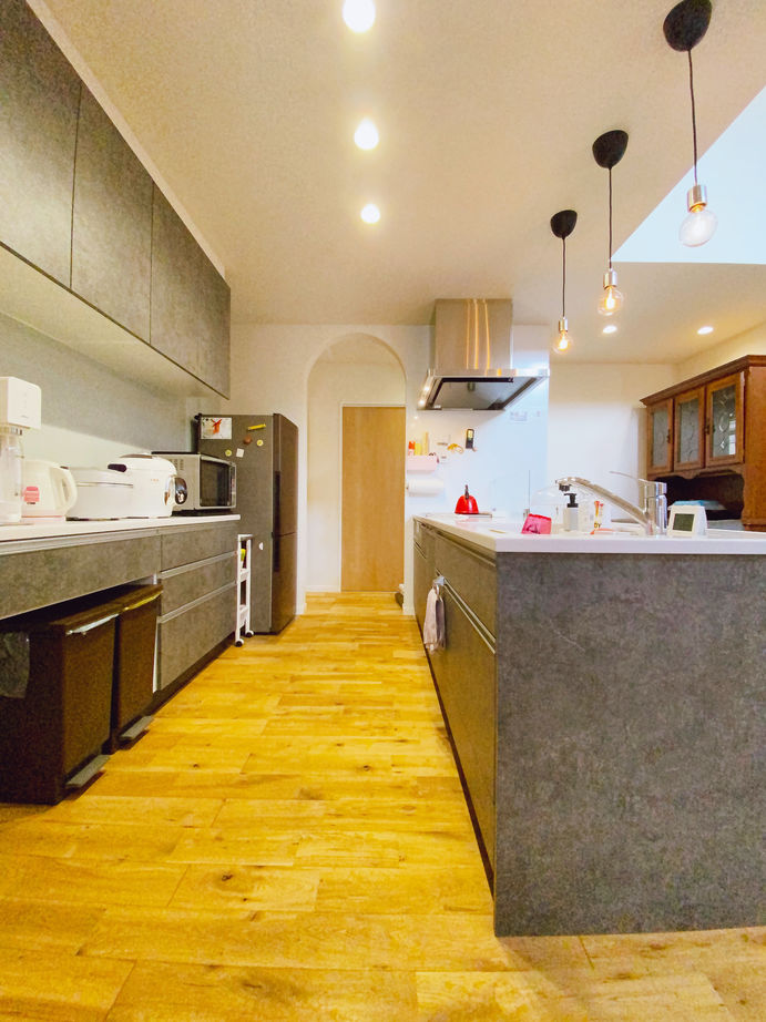 悠悠ホーム 片流れのおしゃれな外観　21.5帖のひろびろLDK　シンプル＆モダンな平屋スタイルの建築実例画像4