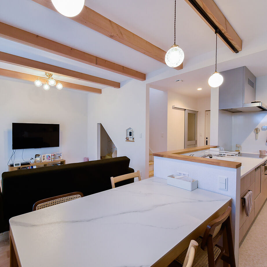 悠悠ホーム 【2500万円～2599万円で建てた家／約31坪／間取り図あり】気になる「お金」の話から始めた、20代の家づくりの建築実例画像7