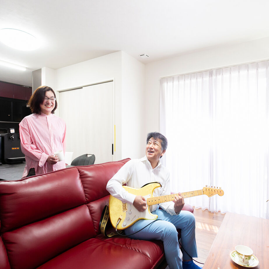 悠悠ホーム 【2300万円台で建てた家／約30坪／間取り図有】ギターに愛車にコレクション、「趣味」を存分に謳歌する日々の建築実例画像5