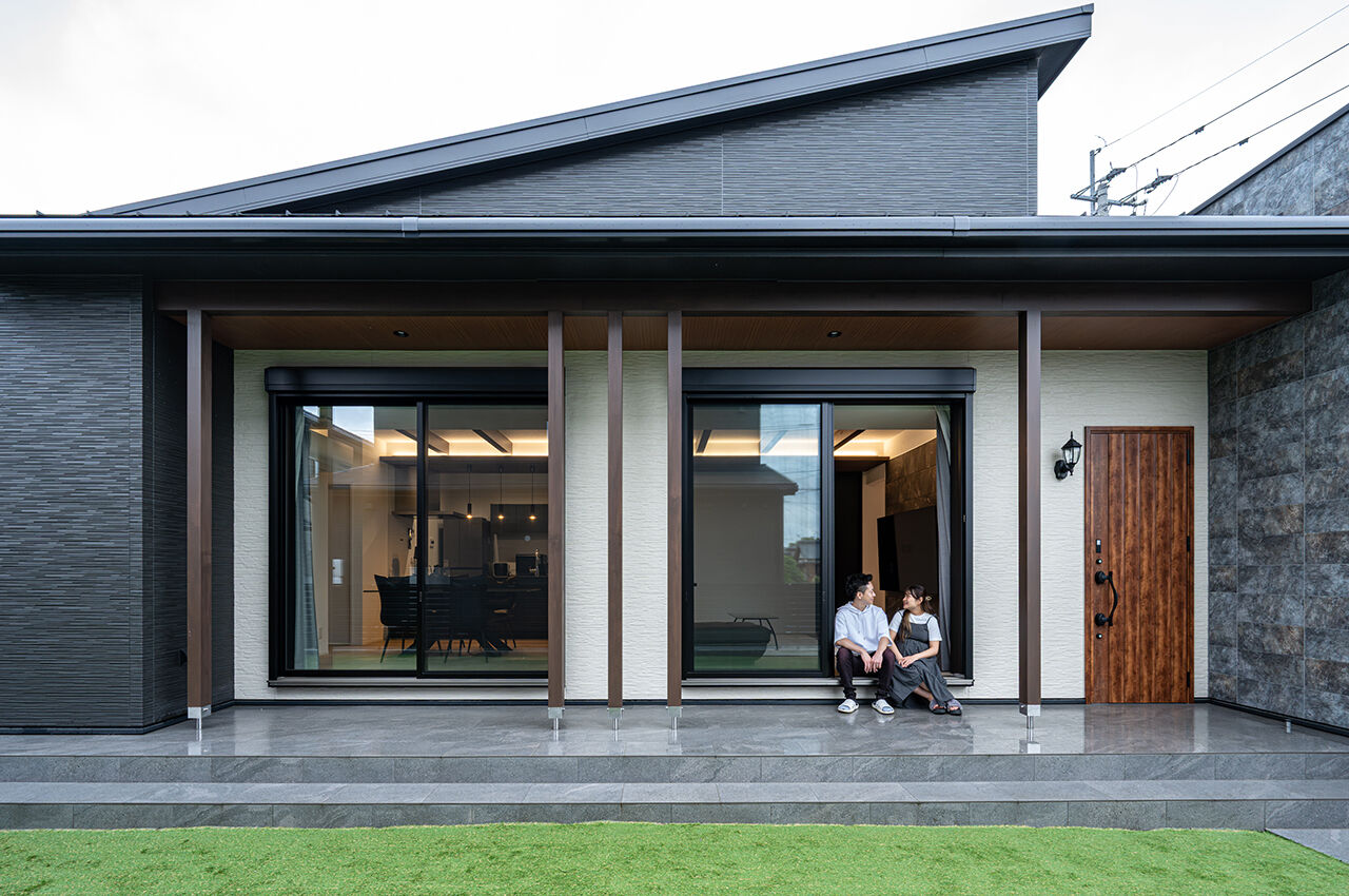 悠悠ホーム 【2900万円台で建てた家／約28坪／間取り図有】圧倒的な存在感を放つ外観デザインで、オーナーの個性を表現の建築実例画像10