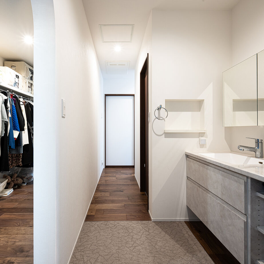 悠悠ホーム 【4000万円～4500万円で建てた家／約45坪／間取り図有】おもてなしの空間が広がる、家族やゲストが集う家の建築実例画像8