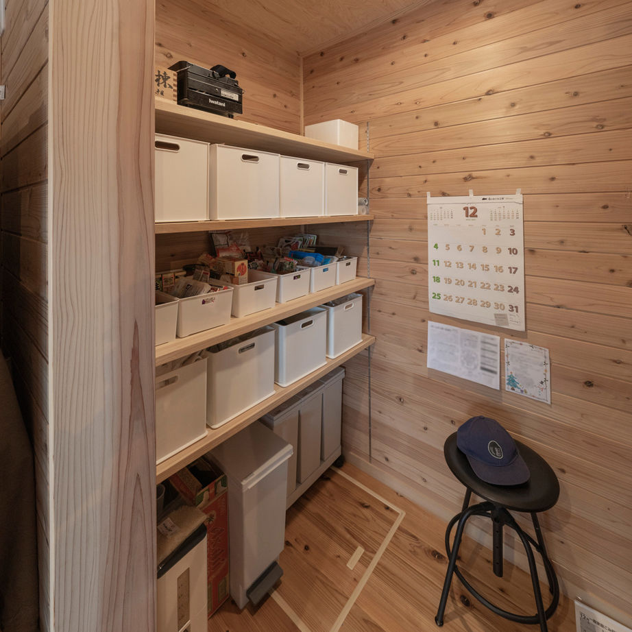 森のめぐみ工房 平屋風の存在感ある外観。ログハウスのように、無垢材をたっぷり使用した木の家の建築実例画像5