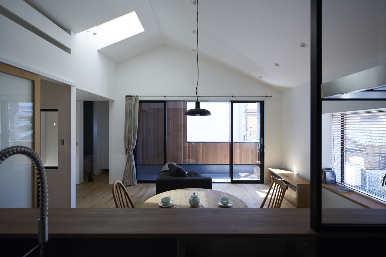 北条工務店一級建築士事務所 【奈良/30坪台/3000万円台前半】プライバシーを守りながら光や風がたっぷり。2階リビングのある家の建築実例画像3