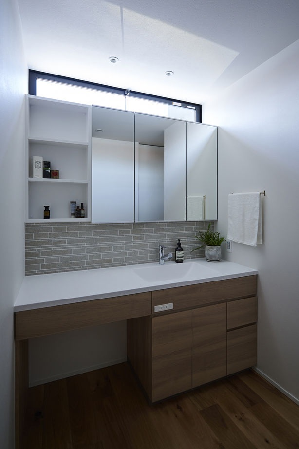 北条工務店一級建築士事務所 【大阪/平屋風の家/4000万円台】広がる視界、開放感を生み出す勾配天井…、大らかに子育てを楽しむ家の建築実例画像7