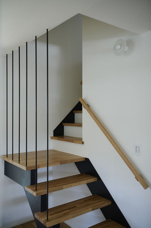 北条工務店一級建築士事務所 【大阪/平屋風の家/4000万円台】広がる視界、開放感を生み出す勾配天井…、大らかに子育てを楽しむ家の建築実例画像9