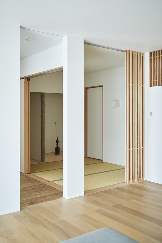 北条工務店一級建築士事務所 【奈良/二世帯住宅/3000万円台】「ただいま」「お帰り」の声が弾む、玄関からLDKへ視界が抜ける家の建築実例画像13