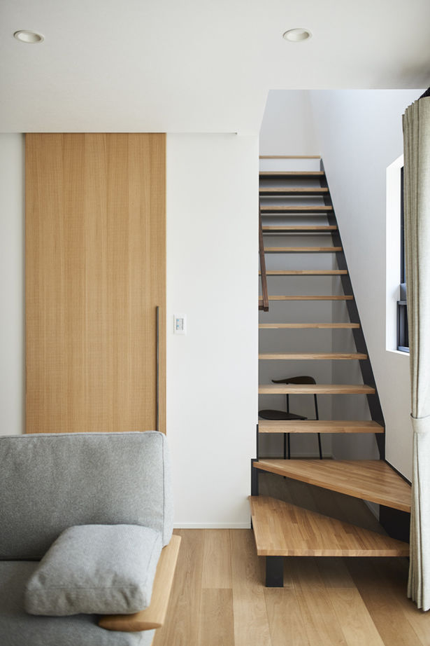 北条工務店一級建築士事務所 【奈良/二世帯住宅/3000万円台】「ただいま」「お帰り」の声が弾む、玄関からLDKへ視界が抜ける家の建築実例画像17