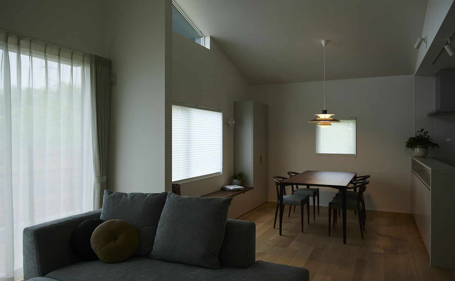 北条工務店一級建築士事務所 【奈良県／4000万円台／間取り図】家族の団らんもリモートワークも快適に。子育て中の共働き夫婦が建てた家の建築実例画像2