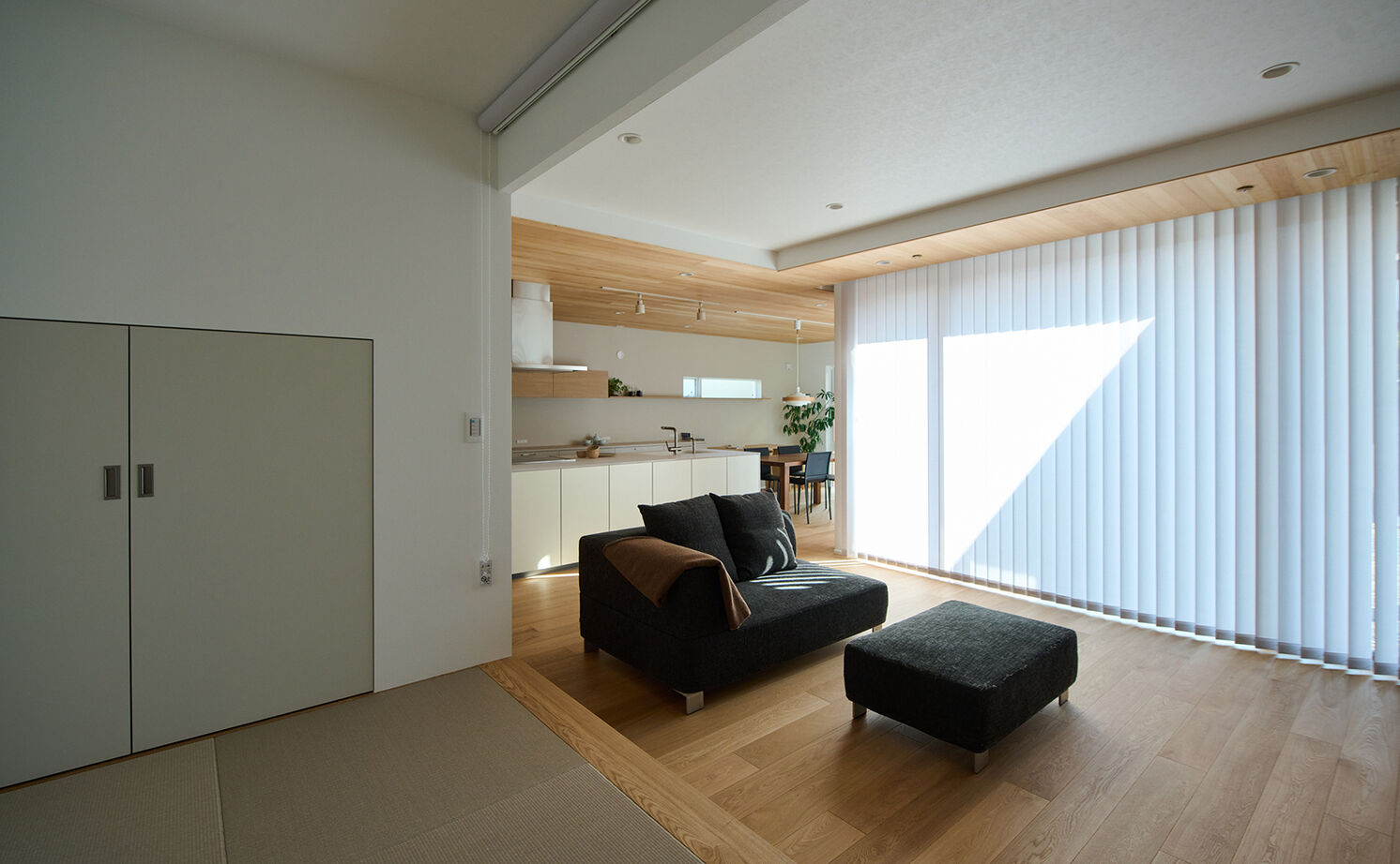 北条工務店一級建築士事務所 【奈良／4000万円台／間取り図】中庭から導く自然光や爽やかな風が気持ちいい、自然素材に心がやすらぐ家の建築実例画像4