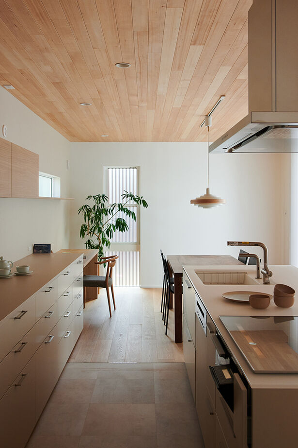 北条工務店一級建築士事務所 【奈良／4000万円台／間取り図】中庭から導く自然光や爽やかな風が気持ちいい、自然素材に心がやすらぐ家の建築実例画像8