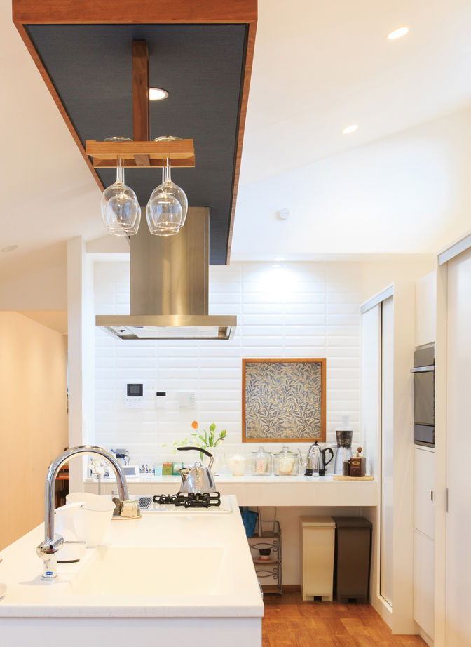 一級建築士事務所　和工務店 【全棟気密測定/世田谷区/40坪台/間取り】「家時間」の質を高めた、南リゾート風のおしゃれな住まいの建築実例画像3