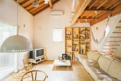 一級建築士事務所　和工務店 【全棟気密測定/多摩市/間取り】木の柔らかな質感＋陽光が心地よい。ハンモックでゆったりと過ごす暮らしの建築実例画像5