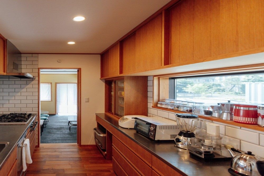 一級建築士事務所　和工務店 【全棟気密測定/47坪/間取図】外遊びに夢中になれるアウトドアガレージのある家の建築実例画像9