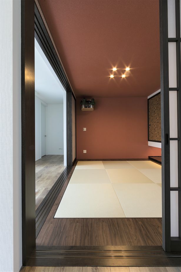 ヤマトホーム 【47坪/ 平屋 / ビルドインガレージ/スキップフロア  】3年後も変わらず寛ぎに満ちた家の建築実例画像3