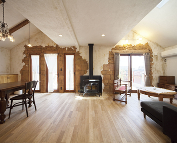 Vie house  無造作なハンドメイド感と　懐かしさに心癒される住まいの建築実例画像2