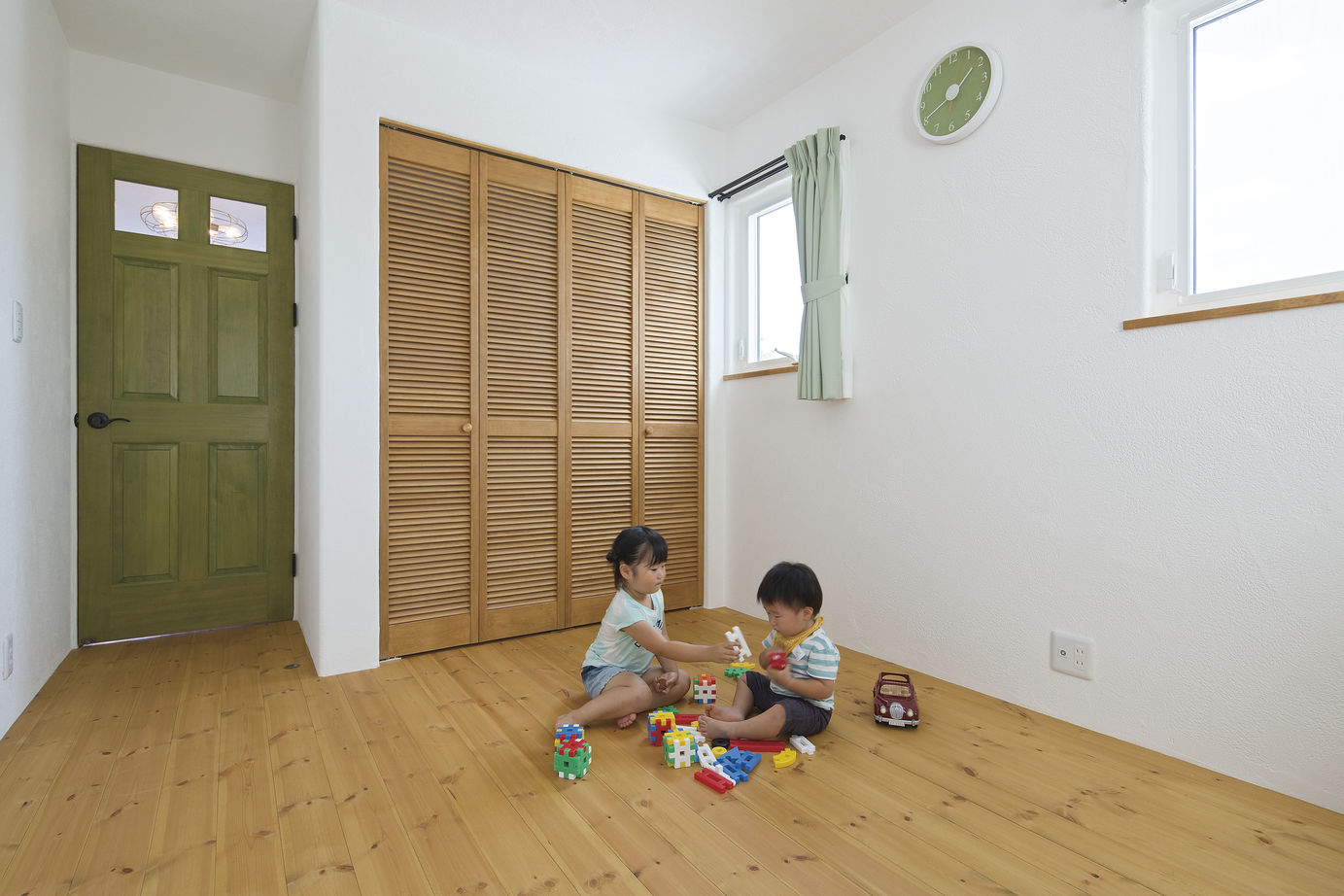 Vie house  【1000万円台／約38坪】無垢のヘリンボーンを愉しむヴィンテージな空間が魅力的の建築実例画像6