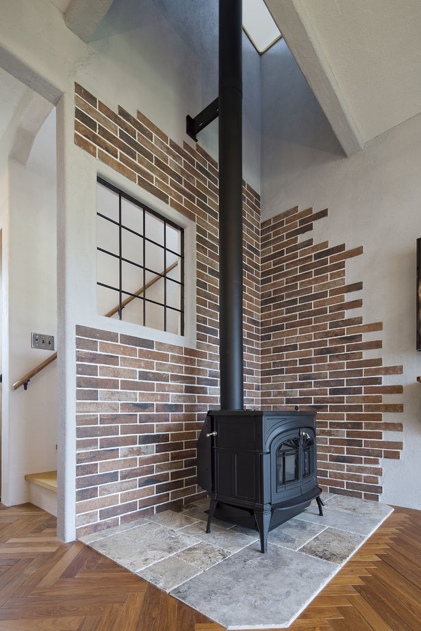 Vie house  【1000万円台／約38坪】無垢のヘリンボーンを愉しむヴィンテージな空間が魅力的の建築実例画像8