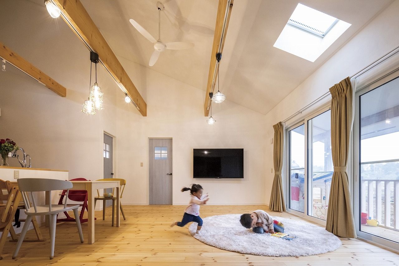 Vie house  ハンドメイドと珪藻土で叶えた、平屋のように暮らす木の住まいの建築実例画像3