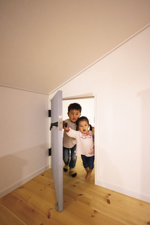 Vie house  ハンドメイドと珪藻土で叶えた、平屋のように暮らす木の住まいの建築実例画像10