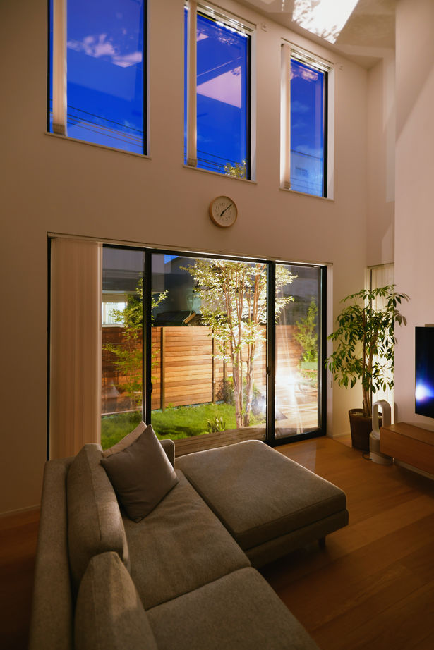 ミューズの家 【3000万円台|40坪台|間取り|2階建て】存在感のある吹き抜けが魅力。バルコニーとスキップフロアのある家の建築実例画像16