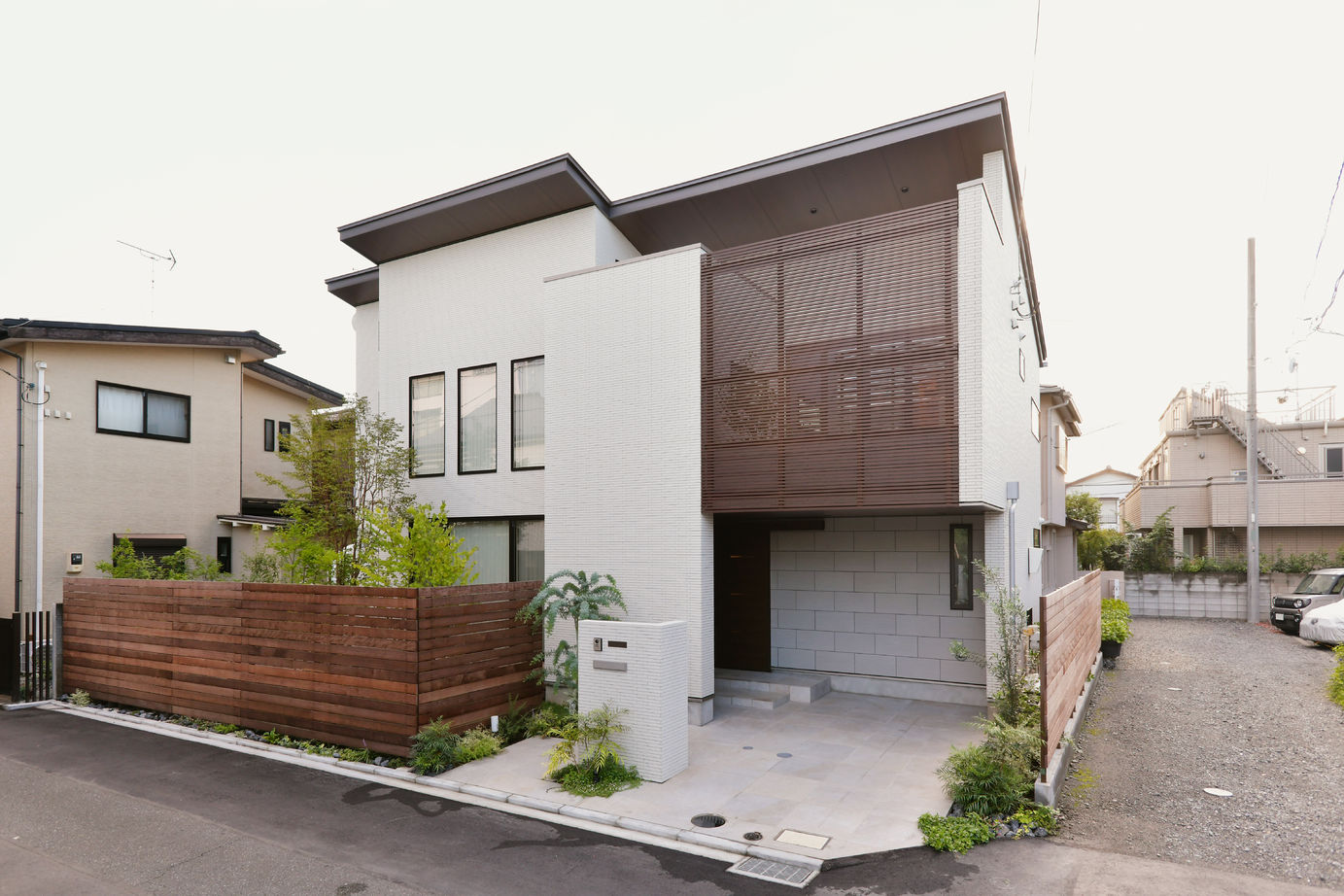 ミューズの家 【3000万円台|40坪台|間取り|2階建て】存在感のある吹き抜けが魅力。バルコニーとスキップフロアのある家の建築実例画像18