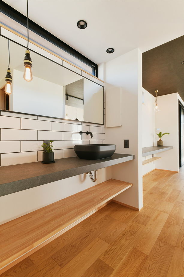 ミューズの家 【3000万円台|30坪台|間取り|2階建て】開放感あふれる吹き抜け＆ピットリビング。木×アイアンの美しい家の建築実例画像9