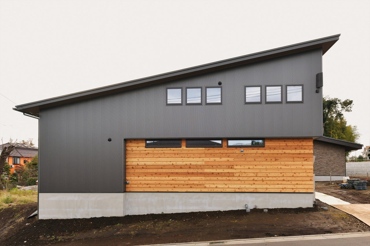 ミューズの家 【3000万円台|30坪台|間取り|2階建て】開放感あふれる吹き抜け＆ピットリビング。木×アイアンの美しい家の建築実例画像10