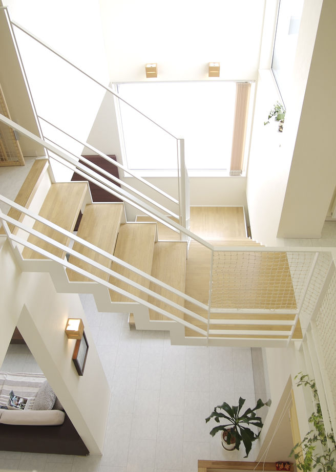 AD設計室 【札幌市/4LDK/収納充実】愛犬のためのトリミングルームも設置！傾斜地を利用したスキップフロアの家の建築実例画像4