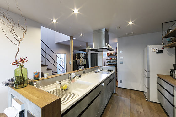 リヨ・デ・ホーム 【3LDK間取図/北広島市/住み始めて2年】一から家づくりを教わって新築、素材の質感にこだわって正解の建築実例画像6