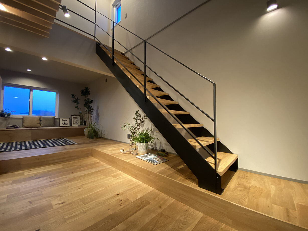 グラッソ一級建築士事務所 【2000万円後半｜間取図有｜北欧モダンスタイル｜車寄せ】暮らしを豊かにしてくれた、設計者からの提案の建築実例画像3