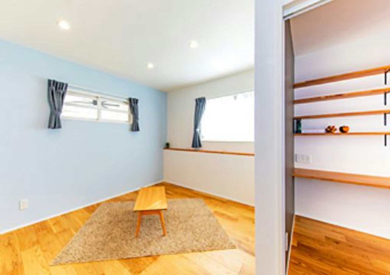 住み家 開放的な吹き抜けと、リビング階段が家族を見守る家の建築実例画像7