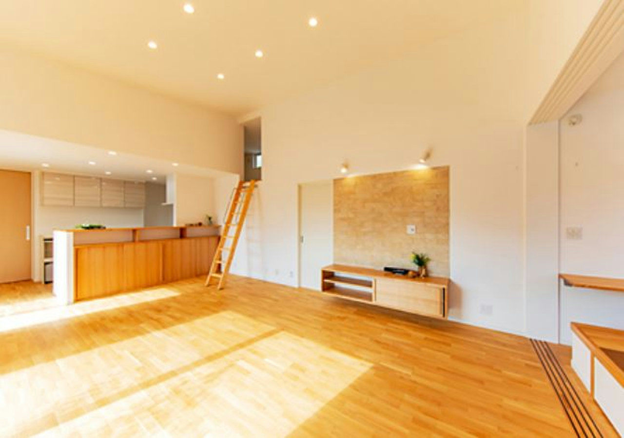 住み家 シンプルモダンデザインのコの字型の平屋の建築実例画像6