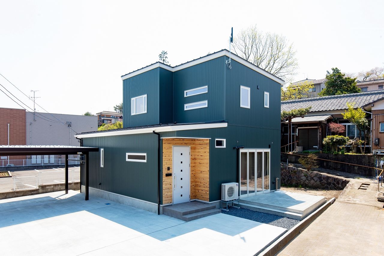 住み家 インナーテラスとセルフペイントの住みかの建築実例画像3