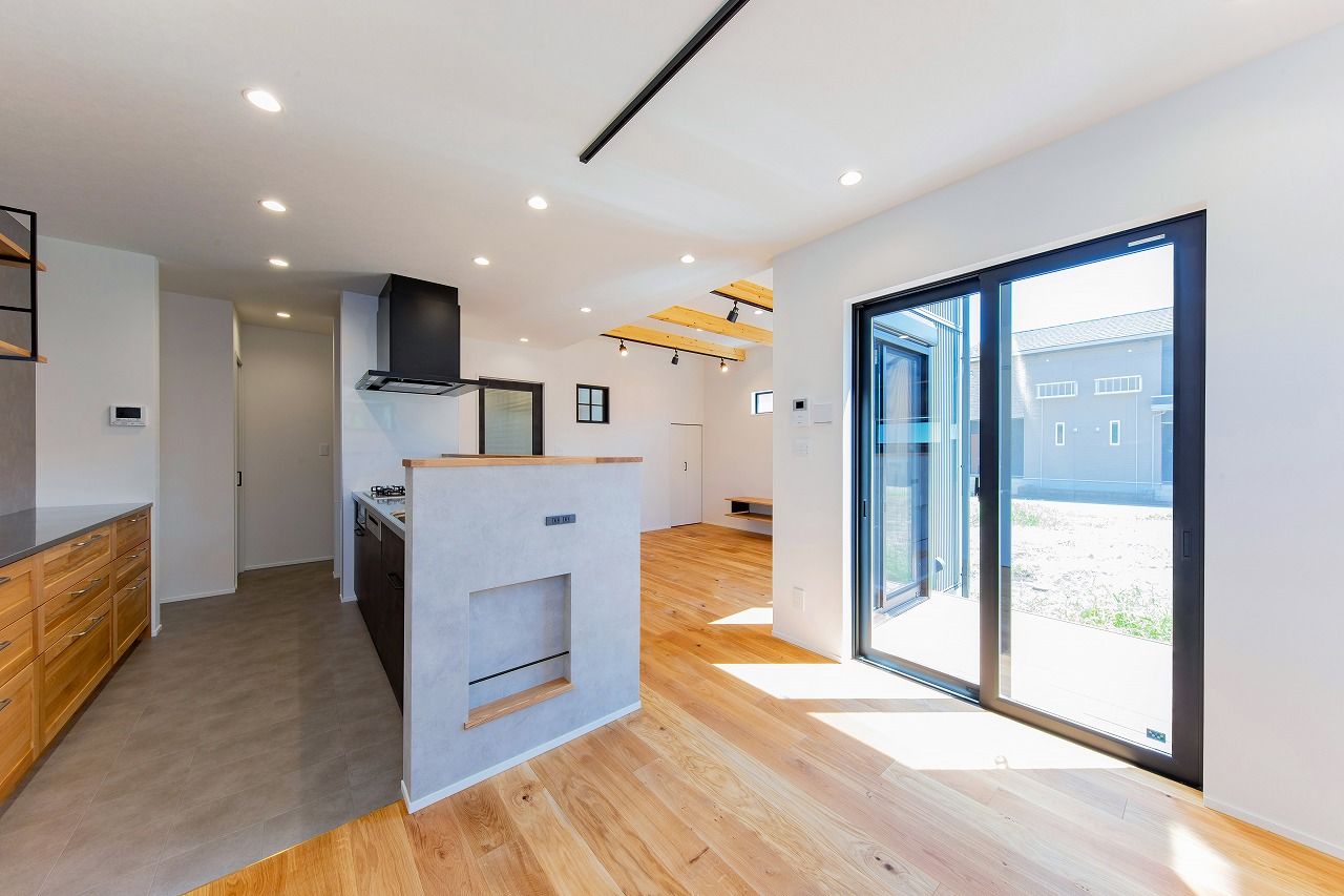 住み家 願いがたくさん詰まったこだわり溢れるオークの家の建築実例画像2