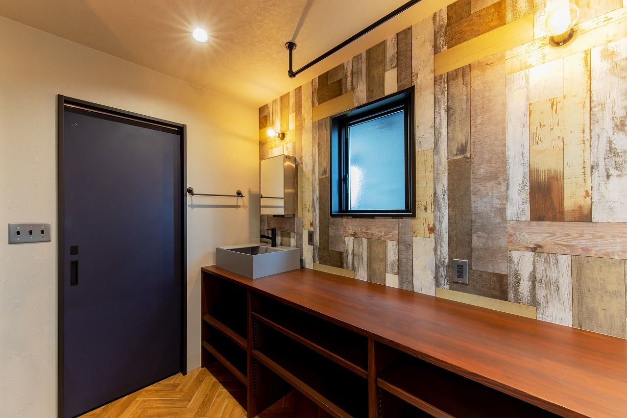 住み家 土間のあるインダストリアルな家の建築実例画像5