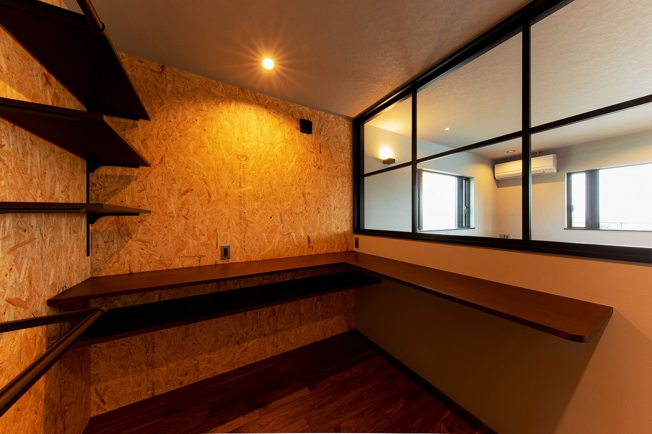 住み家 土間のあるインダストリアルな家の建築実例画像7