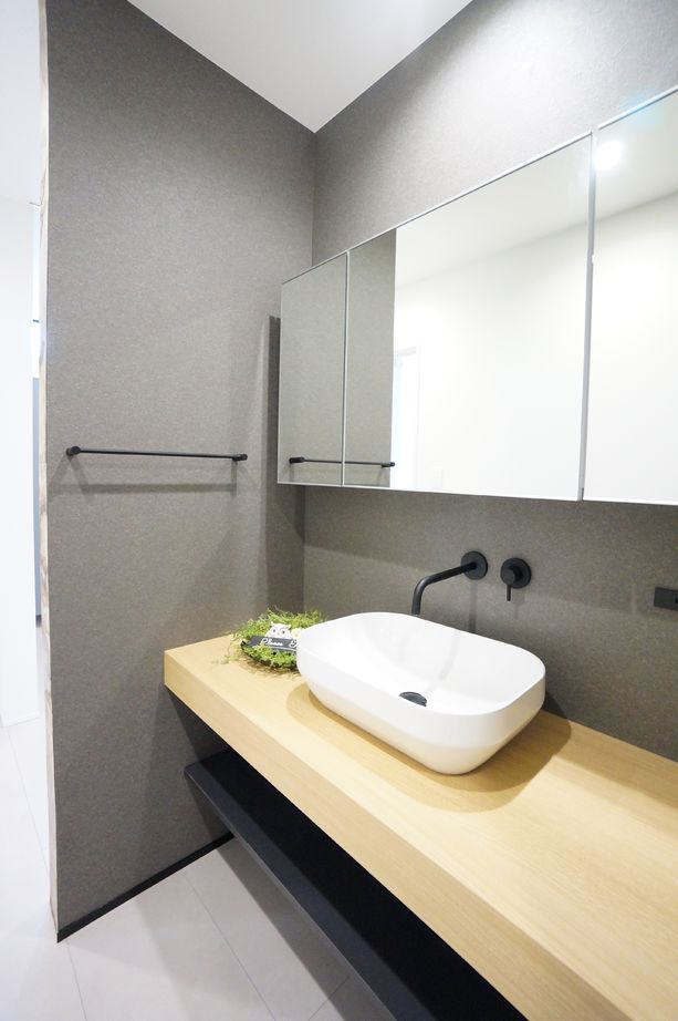 住み家 インナーテラスのあるモダンヴィラライクの平屋の建築実例画像5