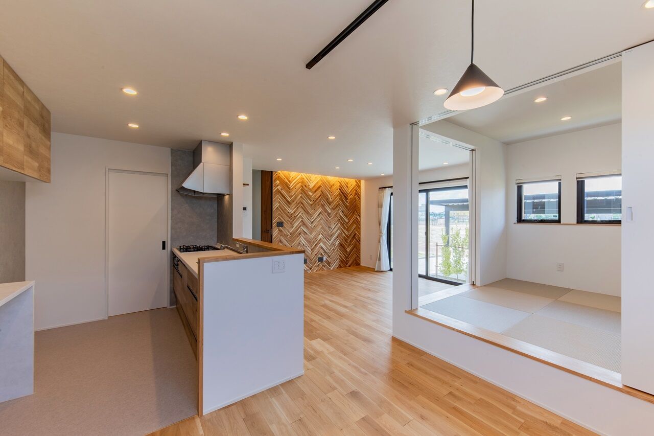 住み家 庭と音楽を楽しむレッドシダー×ヘリンボーンの家の建築実例画像5