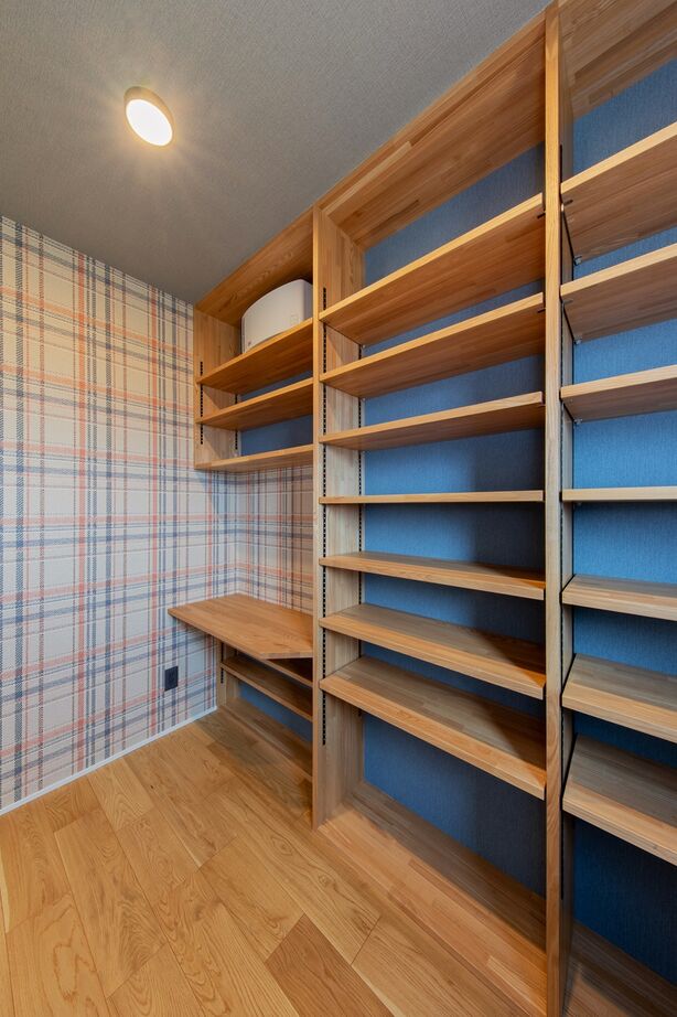 住み家 庭と音楽を楽しむレッドシダー×ヘリンボーンの家の建築実例画像8