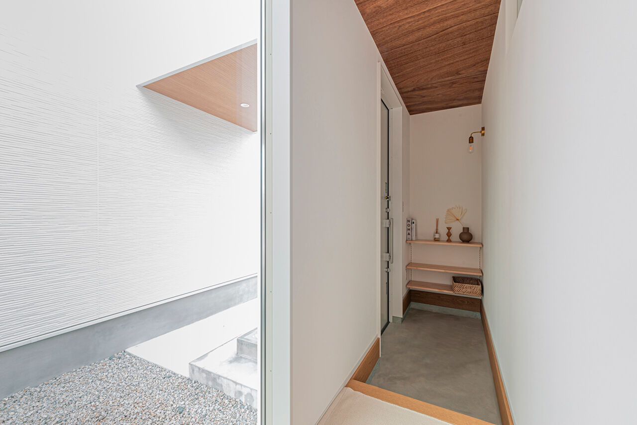 LIMINI 【平屋/ロフト/16坪/間取り図有】シンプルライフ×コンパクトを極めた「ゼロLDK」の平屋の建築実例画像6