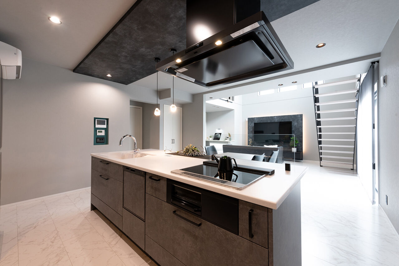 オスカーホーム 開放感あふれる吹き抜けリビング＆インナーガレージを中心に描く多彩なライフシーンの建築実例画像4