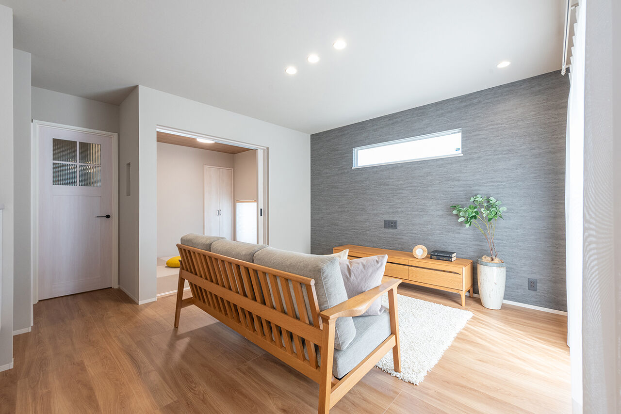 オスカーホーム 回遊動線とインナーガレージで快適な暮らし。アール壁を施したナチュラル＆北欧風の住まいの建築実例画像2