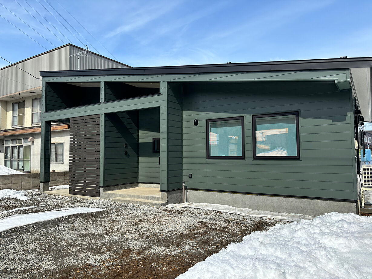 生杉建設 【千歳市｜30坪台｜平屋｜間取り図有】バリアフリーも意識！機能美と空間美を叶えた店舗兼用住宅の建築実例画像8