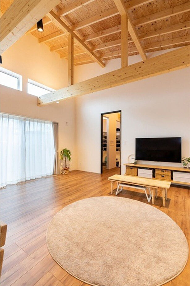 生杉建設 【2000万円台｜千歳市｜平屋｜勾配天井】暮らしやすさにこだわり抜いた、木の温もりあふれる平屋の建築実例画像4