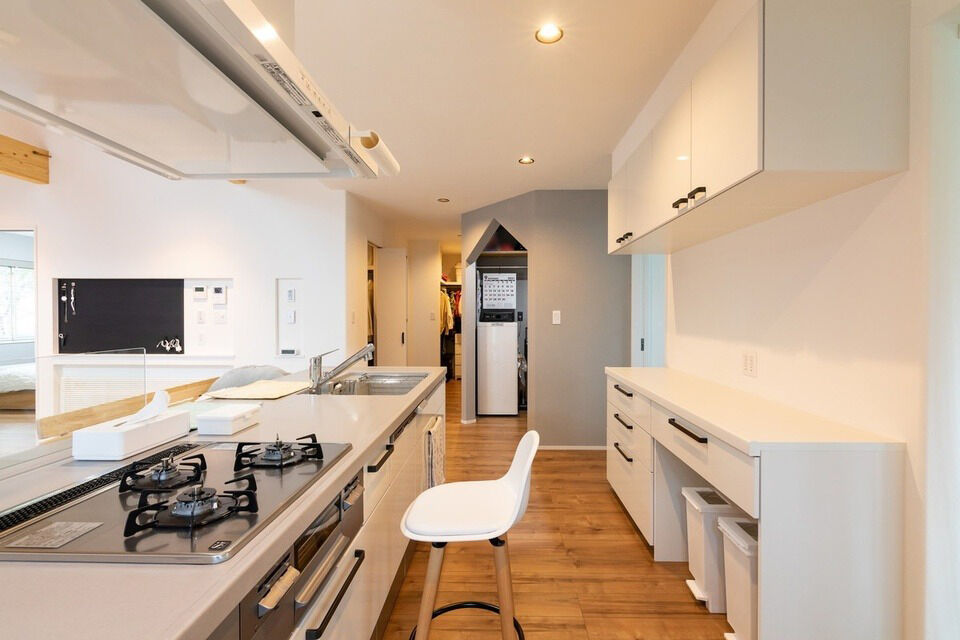 生杉建設 【2000万円台｜千歳市｜平屋｜勾配天井】暮らしやすさにこだわり抜いた、木の温もりあふれる平屋の建築実例画像5