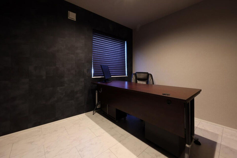 生杉建設 【2000万円台｜苫小牧市｜2階建て｜オーダーキッチン】シンプルさにこだわった、白が映えるモダンな家の建築実例画像7