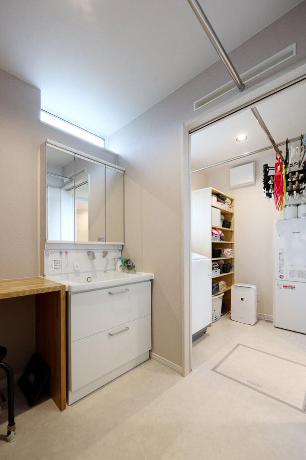 生杉建設 【2000万円台｜2階建て｜家事動線｜自然換気】吹き抜けリビング、猫とバイクと暮らす心地よい家の建築実例画像8