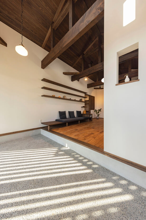 愛和 【2000万円台×22坪×平屋×間取図】古民家喫茶の空気をまとうLDK。木の温もりと珈琲の香りに包まれる平屋の建築実例画像2